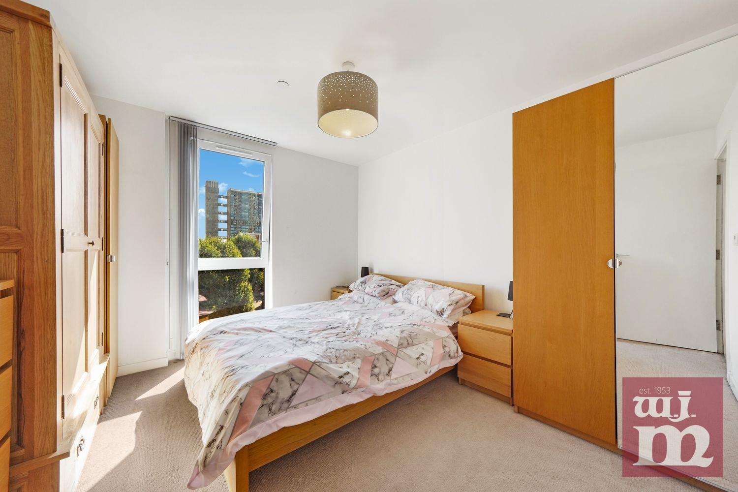 Panoramic Tower, London